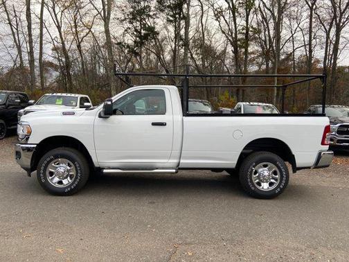 2024 RAM 2500 Tradesman Regular Cab 4x4 8' Box
