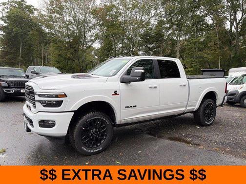 Bright White Clearcoat 2026 RAM 2500 Limited Crew Cab 4x4 6'4' Box
