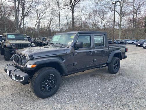 2025 Jeep Gladiator Sport