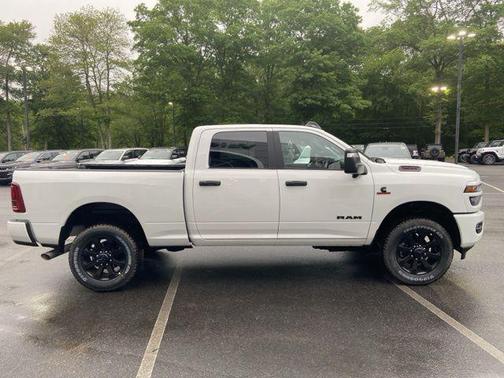 2025 RAM 2500 Lone Star Crew Cab 4x4 6'4' Box