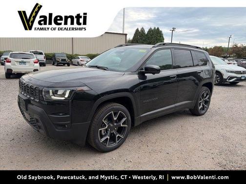 Diamond Black Crystal Pearlcoat 2026 Jeep Cherokee Overland
