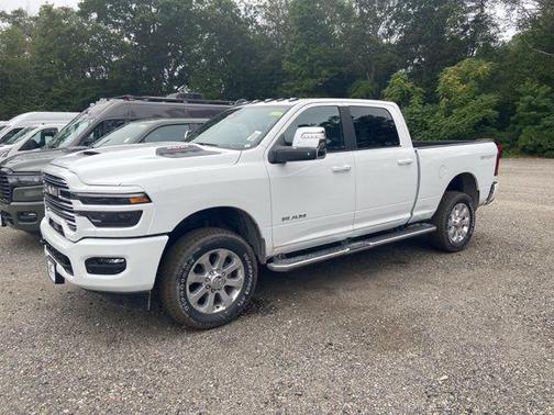 2025 RAM 2500 Laramie Crew Cab 4x4 6'4' Box