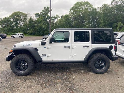 2025 Jeep Wrangler 4xe Willys