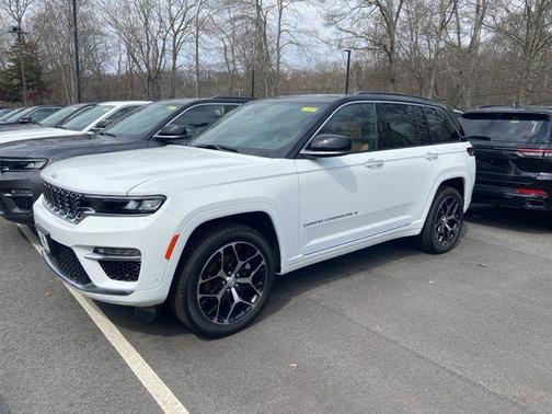 2025 Jeep Grand Cherokee Summit