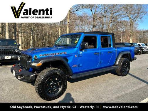 Hydro Blue Pearlcoat 2023 Jeep Gladiator Mojave 4x4
