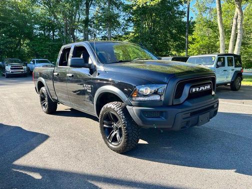 Diamond Black Crystal Pearlcoat 2022 RAM 1500 Classic Warlock Quad Cab 4x4 6'4' Box