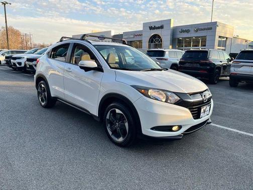 White Orchid Pearl 2018 Honda HR-V EX