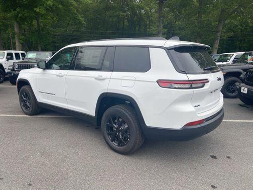 2025 Jeep Grand Cherokee L Altitude