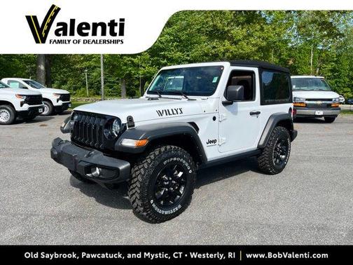 Bright White Clearcoat 2022 Jeep Wrangler Willys
