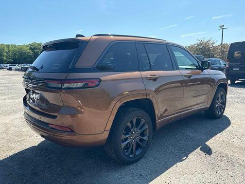 Copper Shino Metallic Clearcoat 2026 Jeep Grand Cherokee Limited