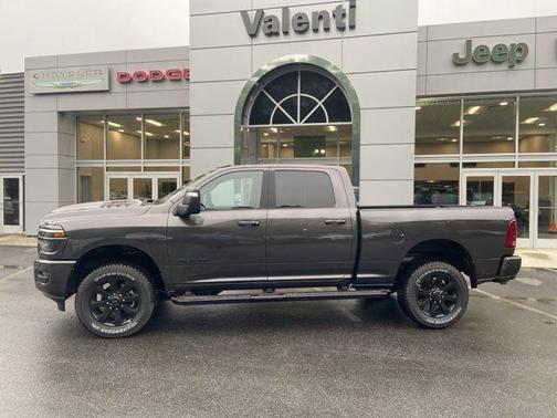 2025 RAM 2500 Laramie Crew Cab 4x4 6'4' Box