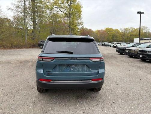 Steel Blue 2026 Jeep Grand Cherokee Limited