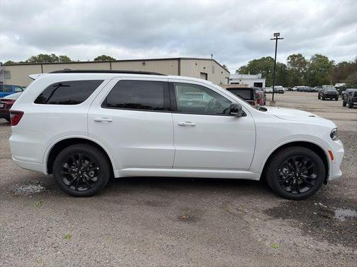 DB Black Clearcoat 2026 Dodge Durango GT Plus