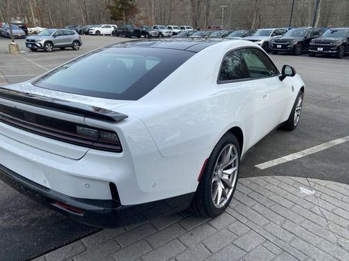 2024 Dodge Charger R/T Scat Pack