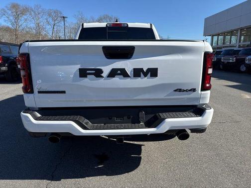 Bright White Clearcoat 2026 RAM 1500 Big Horn/Lone Star