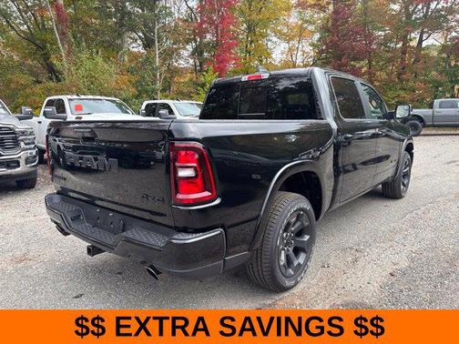 Diamond Black Crystal Pearlcoat 2026 RAM 1500 Big Horn/Lone Star