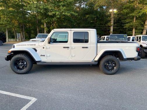 2025 Jeep Gladiator High Tide