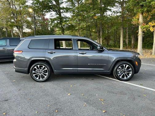 2023 Jeep Grand Cherokee L Overland