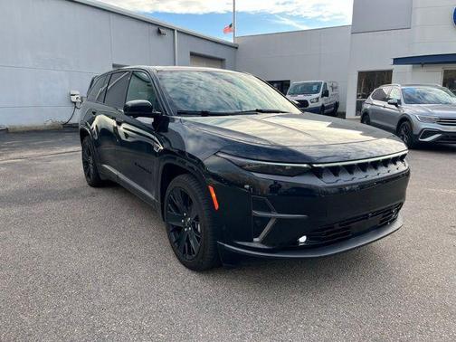 2024 Jeep Wagoneer S Launch Edition
