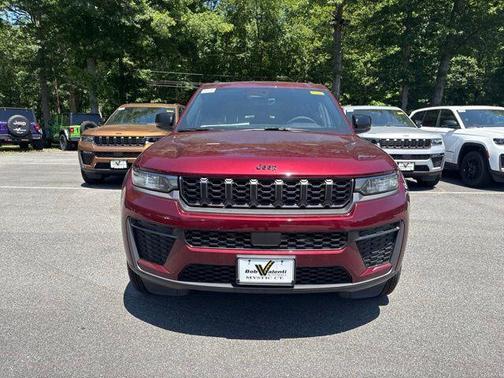 Velvet Red Pearlcoat 2026 Jeep Grand Cherokee Altitude