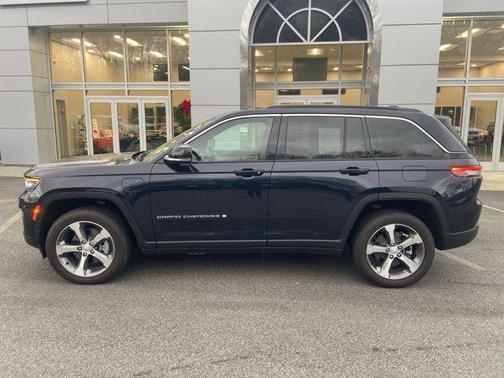 2024 Jeep Grand Cherokee 4xe Base