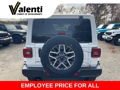 2025 Jeep Wrangler 4-Door Sahara 4x4