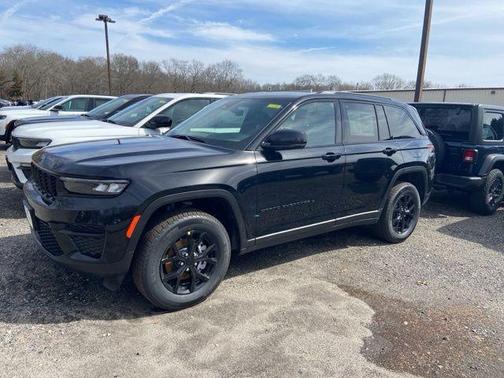 2025 Jeep Grand Cherokee Altitude