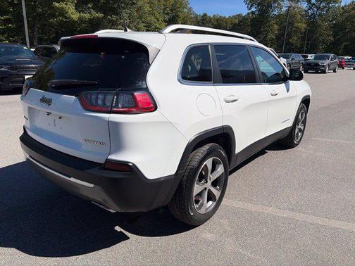 Bright White Clearcoat 2019 Jeep Cherokee Limited