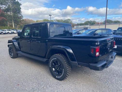 2025 Jeep Gladiator High Tide