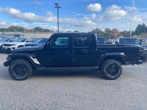 2025 Jeep Gladiator High Tide