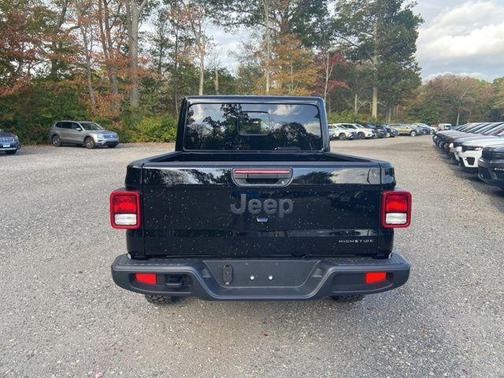 2025 Jeep Gladiator High Tide