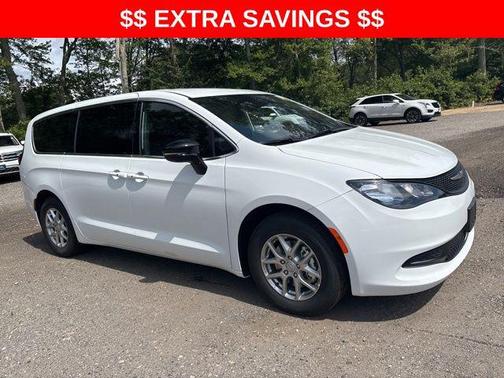 2026 Chrysler Voyager LX