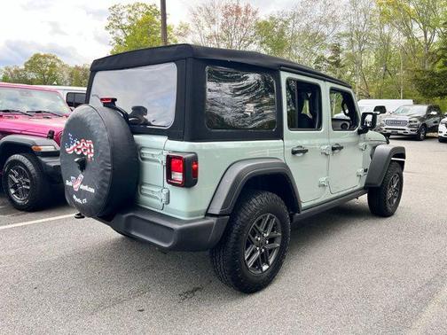 Earl Clearcoat 2024 Jeep Wrangler Sport S