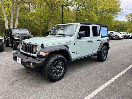 Earl Clearcoat 2024 Jeep Wrangler Sport S