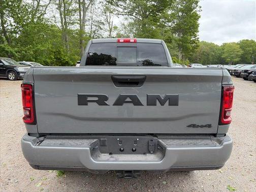 Ceramic Gray Clearcoat 2026 RAM 2500 Black Express Crew Cab 4x4 6'4' Box