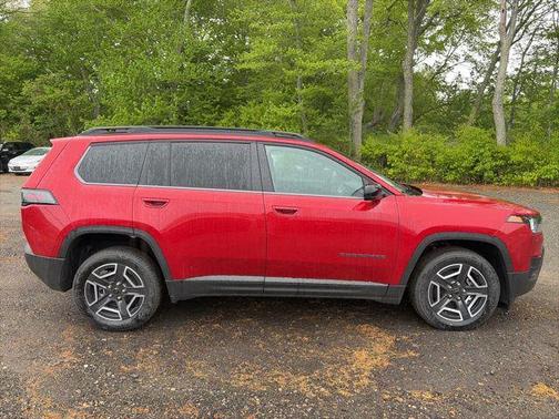 Red Hot Pearlcoat 2026 Jeep Cherokee Limited