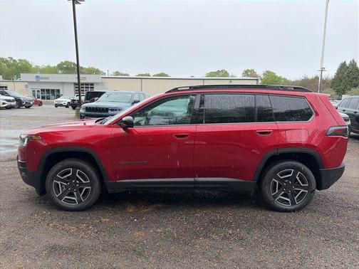 Red Hot Pearlcoat 2026 Jeep Cherokee Limited