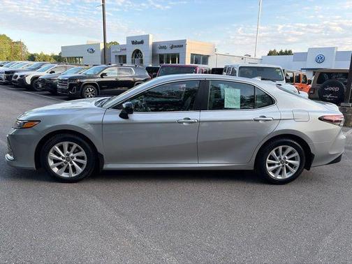 Celestial Silver Metallic 2022 Toyota Camry LE