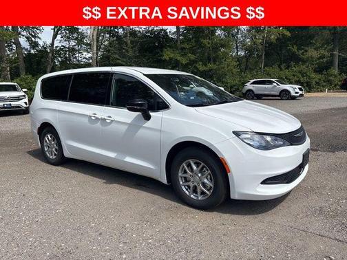 2026 Chrysler Voyager LX