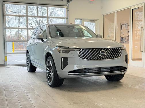 2026 Volvo XC90 Plug-In Hybrid T8 Ultra 7-Seater