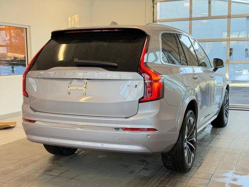 Aurora Silver 2026 Volvo XC90 Plus, B6 AWD Gas (mild hybrid), Gasoline, Bright, 7 Seats