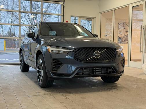 2026 Volvo XC60 Plug-In Hybrid T8 Plus