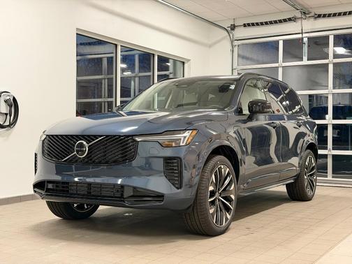 2026 Volvo XC90 Plug-In Hybrid T8 Ultra Dark Theme 7-Seater