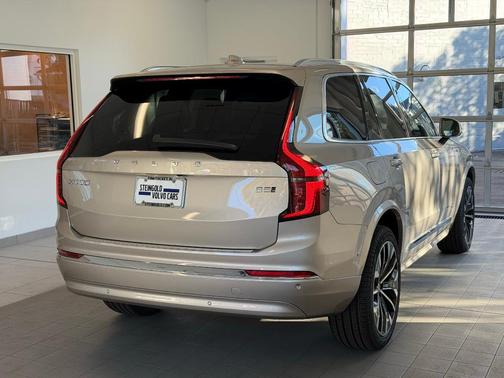 2026 Volvo XC90 B5 Plus 7-Seater
