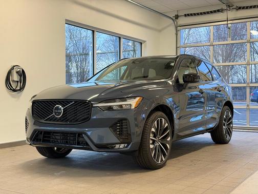 2026 Volvo XC60 B5 Ultra