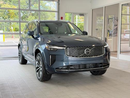 2026 Volvo XC90 B6 Ultra 7-Seater