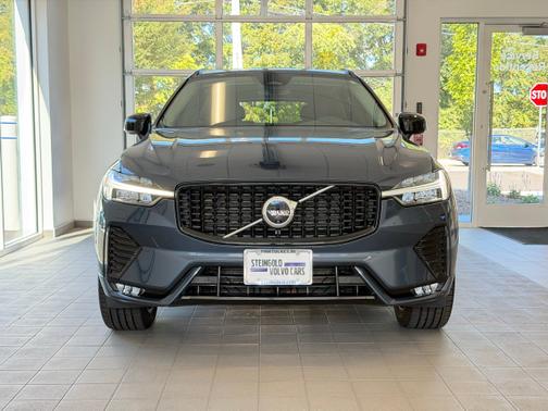 2025 Volvo XC60 B5 AWD Plus