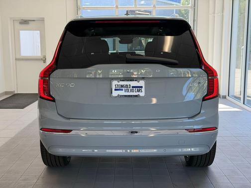Vapour Grey Metallic 2026 Volvo XC90 Plus, B6 AWD Gas (mild hybrid), Gasoline, Bright, 7 Seats