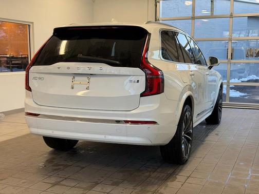 Crystal White Pearl 2026 Volvo XC90 Ultra, B6 AWD Gas (mild hybrid), Gasoline, Bright, 7 Seats