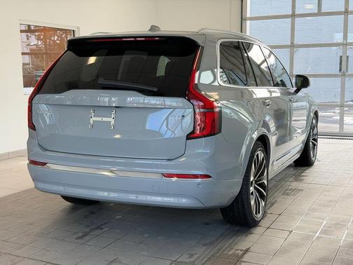 Vapour Grey Metallic 2026 Volvo XC90 Plus, B6 AWD Gas (mild hybrid), Gasoline, Bright, 7 Seats